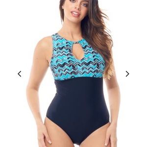 SEA & SAND Aqua Chevron Deep V One Piece Size 20W